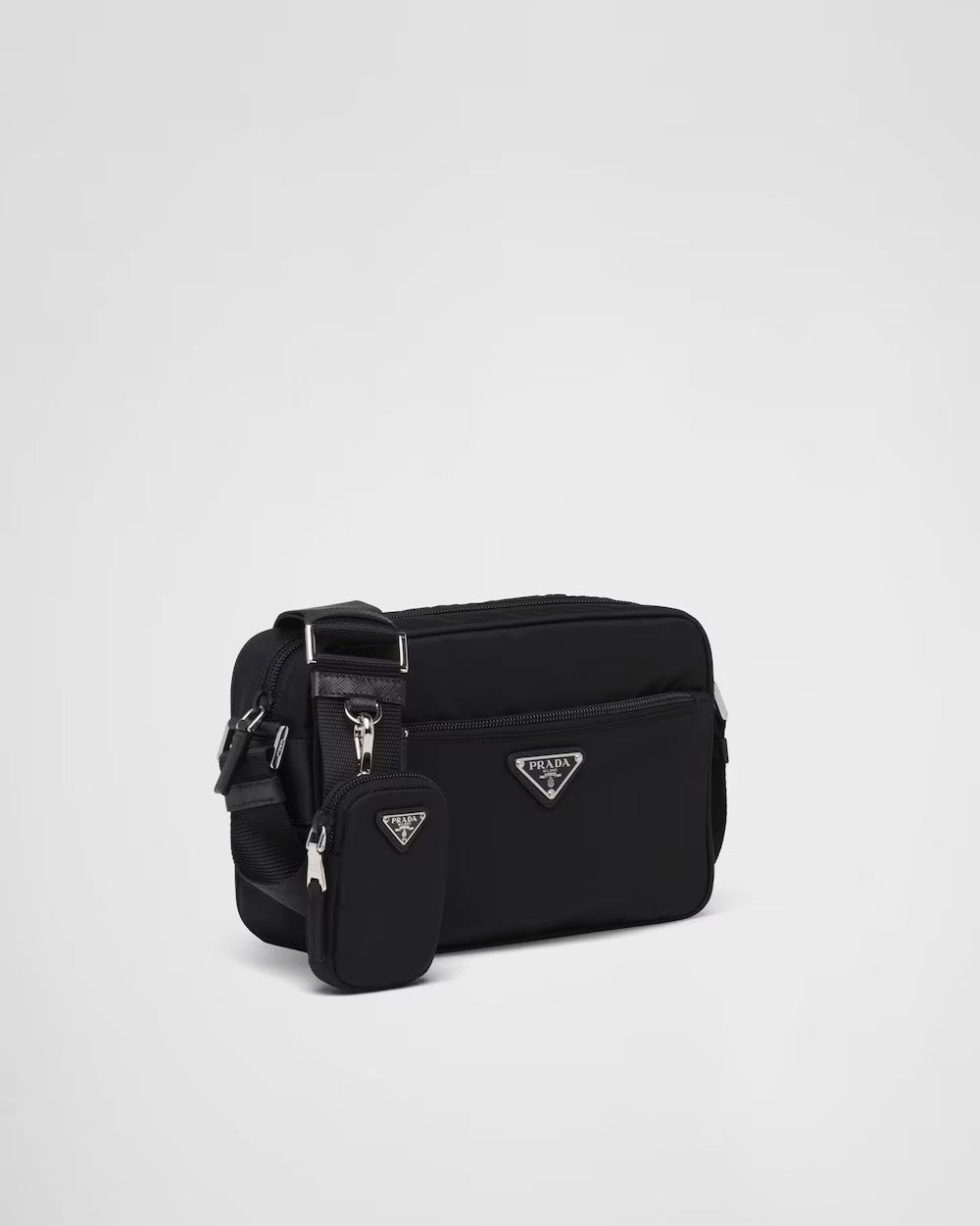 PRADA     Re-Nylon ショルダーバッグ    PMRef:1BC167_RV44_F0002_V_B1M-最安値に挑戦中!!!