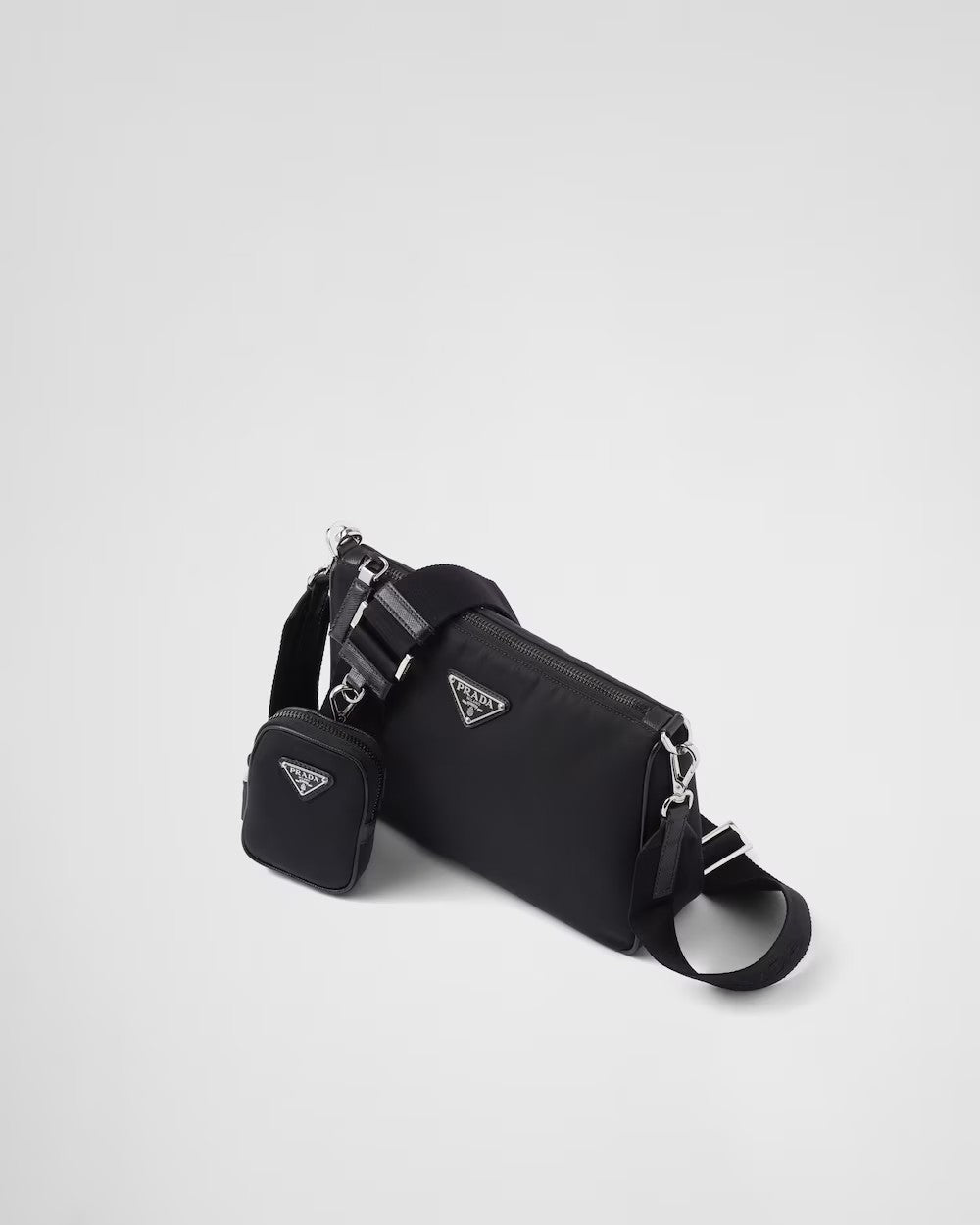 PRADA      Re-Nylon xサフィアーノレザー ショルダーバッグ    PMRef:2VH113_2DMH_F0002_V_XOP-最安値に挑戦中!!!