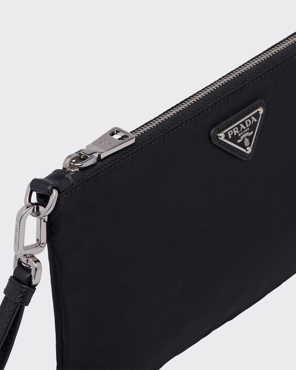 PRADA      Re-Nylon xサフィアーノレザー ポーチ    PMRef:2NH004_2DMH_F0002