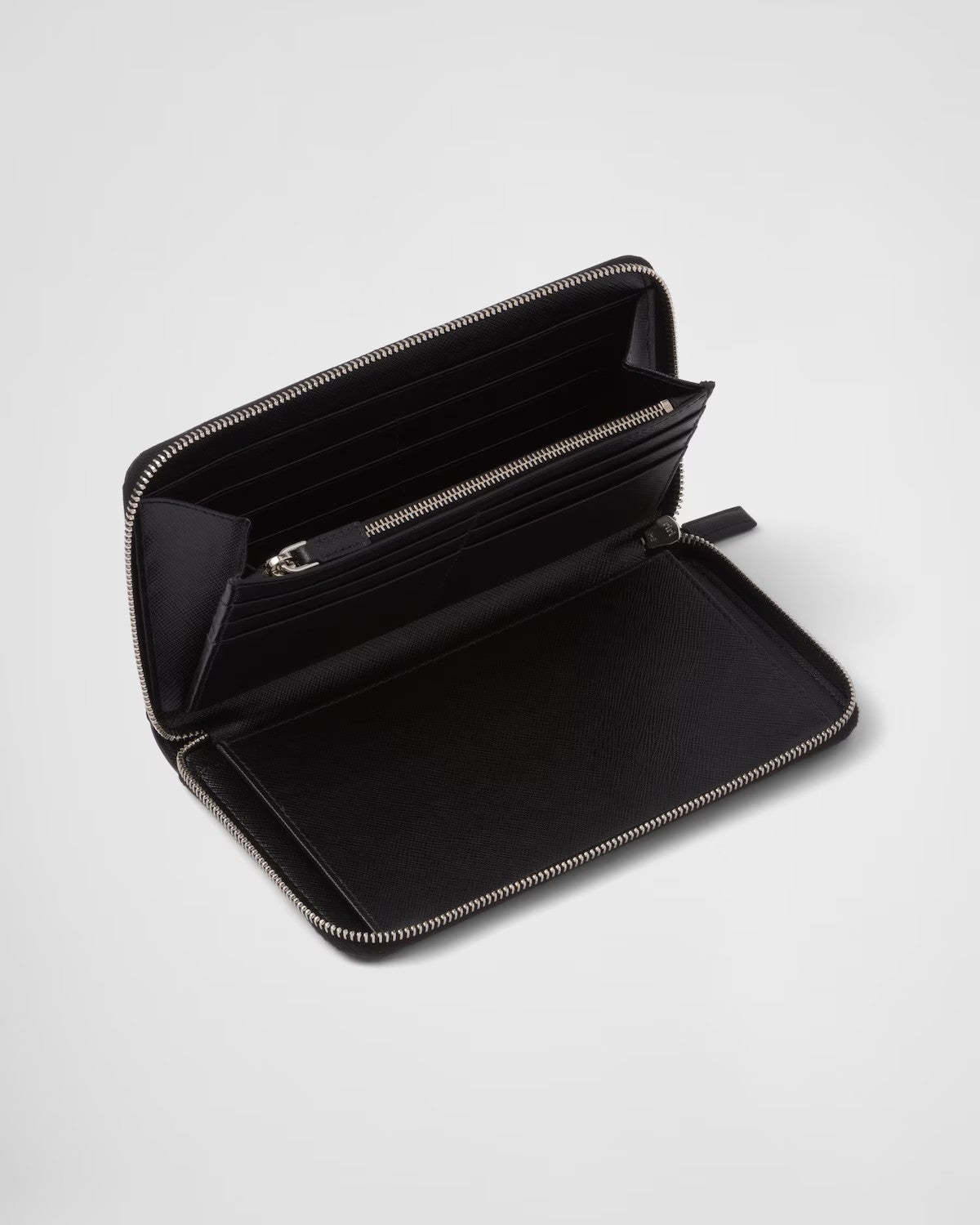 PRADA      サフィアーノレザー ジップアラウンド財布    PMRef:2ML188_QHH_F0002