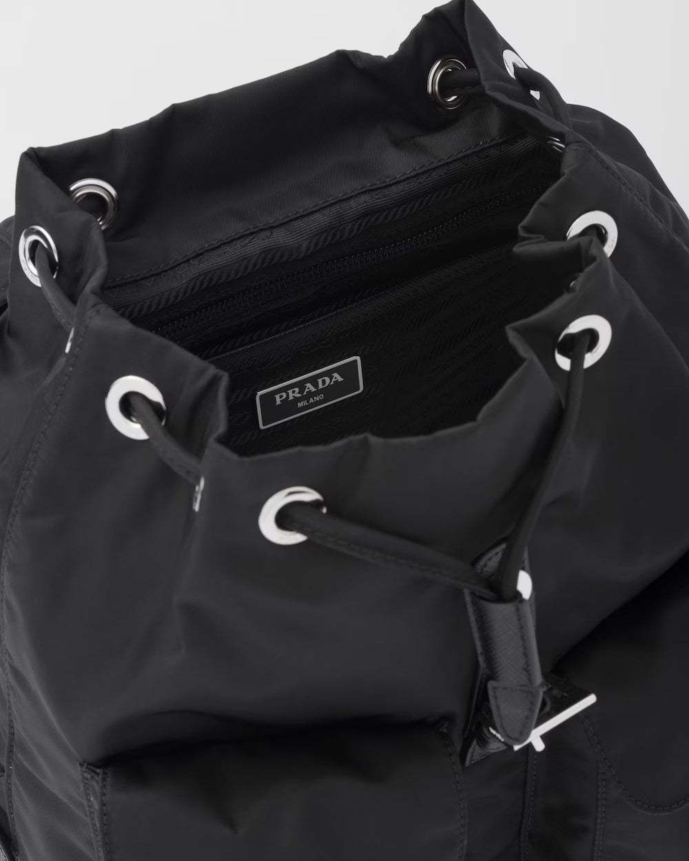 PRADA    スモール Re-Nylon バックパック    PMRef:1BZ677_RV44_F0002_V_OOO-最安値に挑戦中!!!