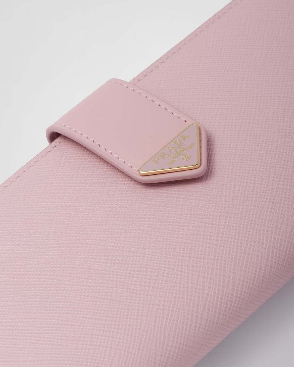 PRADA      サフィアーノタブ 財布    PMRef:1MV025_2DYG_F0E18