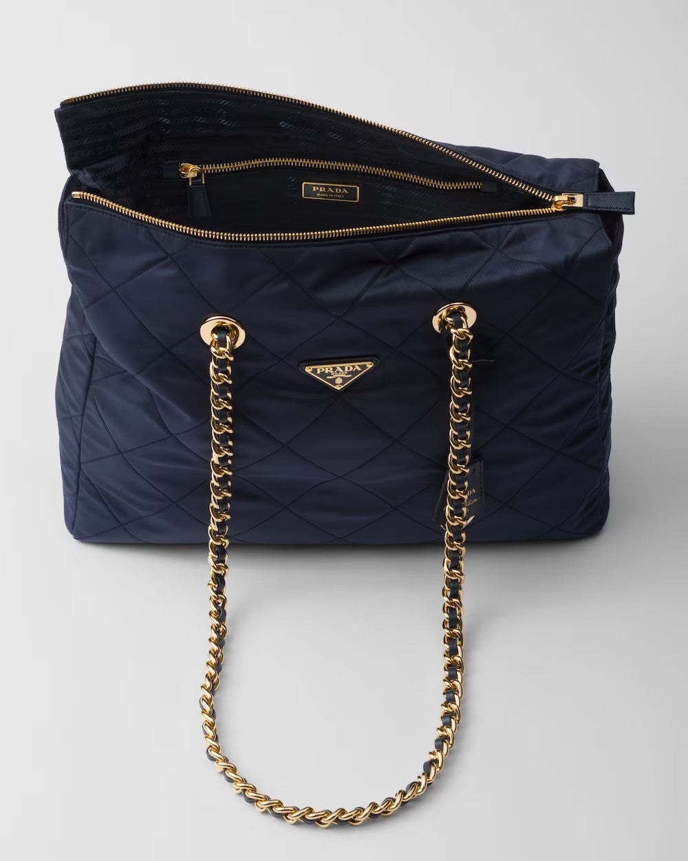 PRADA    プラダ Re-Edition 1995 チェーンRe-Nylon ラージバッグ    PMRef:1BG467_2AOS_F0008_V_COO-最安値に挑戦中!!!