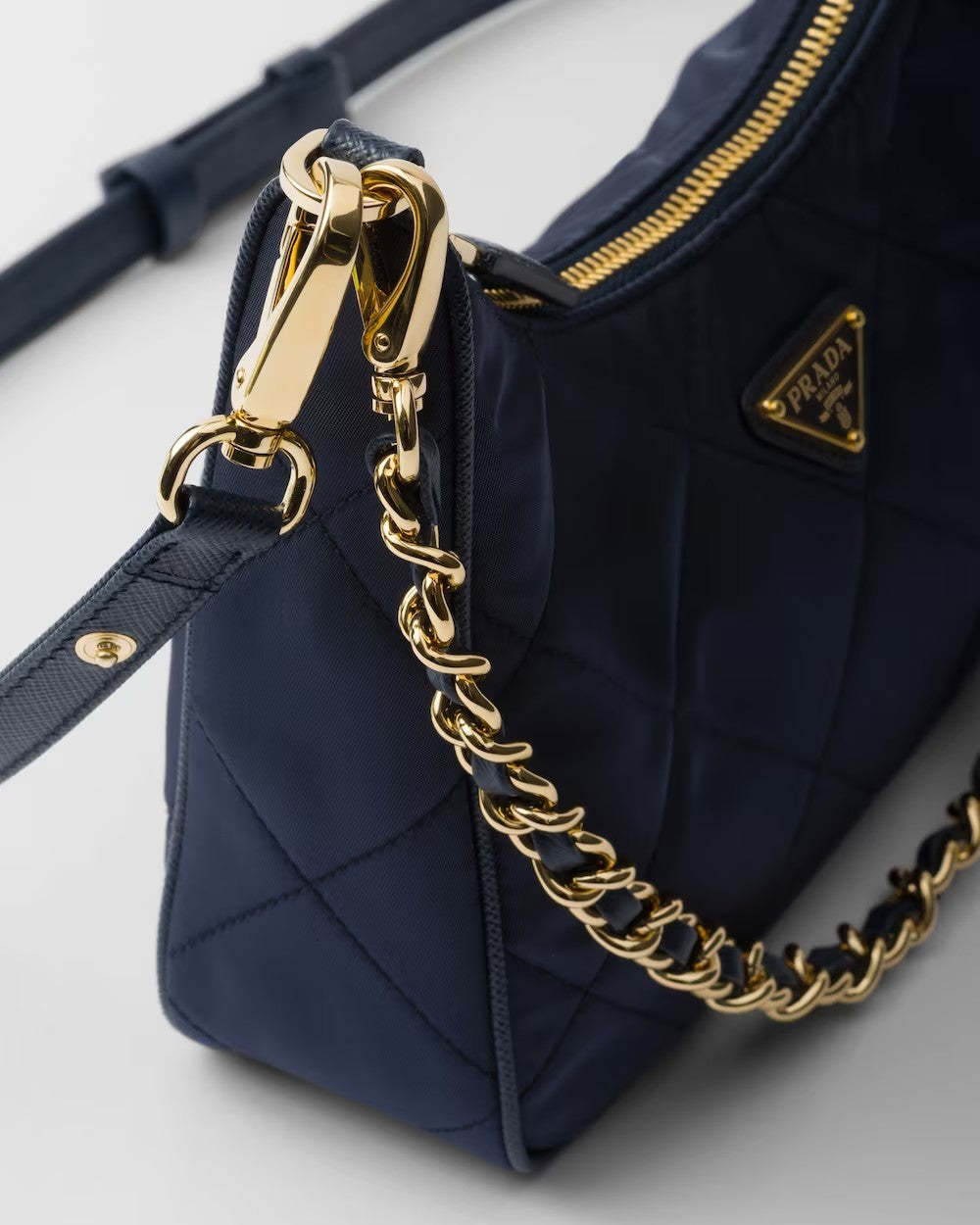 PRADA    プラダ Re-Edition 1995 チェーン Re-Nylon ミニバッグ    PMRef:1BC204_2AOS_F0008_V_QOO-最安値に挑戦中!!!