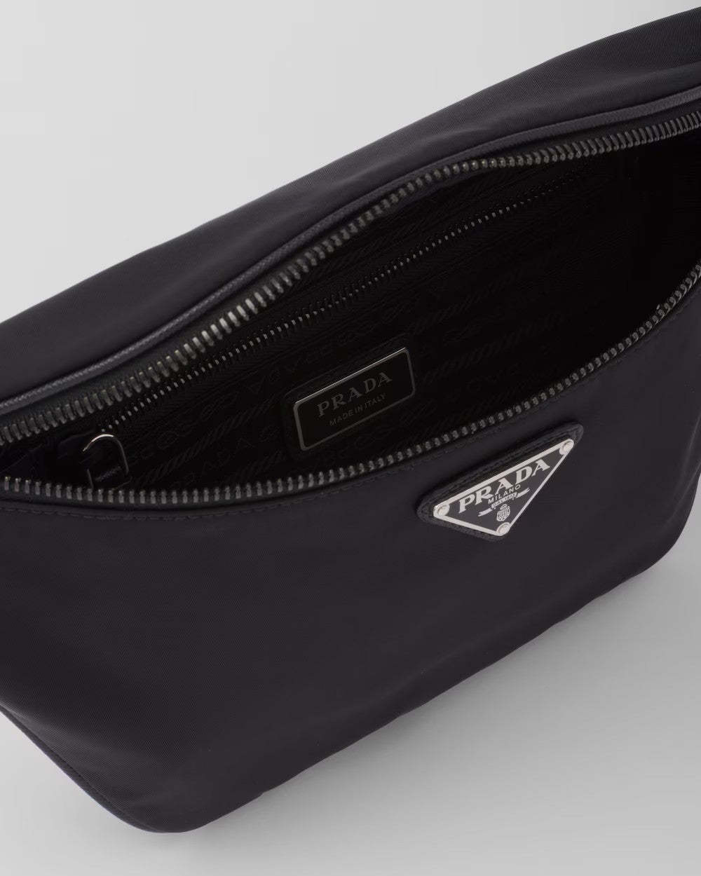 PRADA      Re-Nylon xサフィアーノレザー ベルトバッグ    PMRef:2VL033_2DMH_F0002_V_OOM-最安値に挑戦中!!!