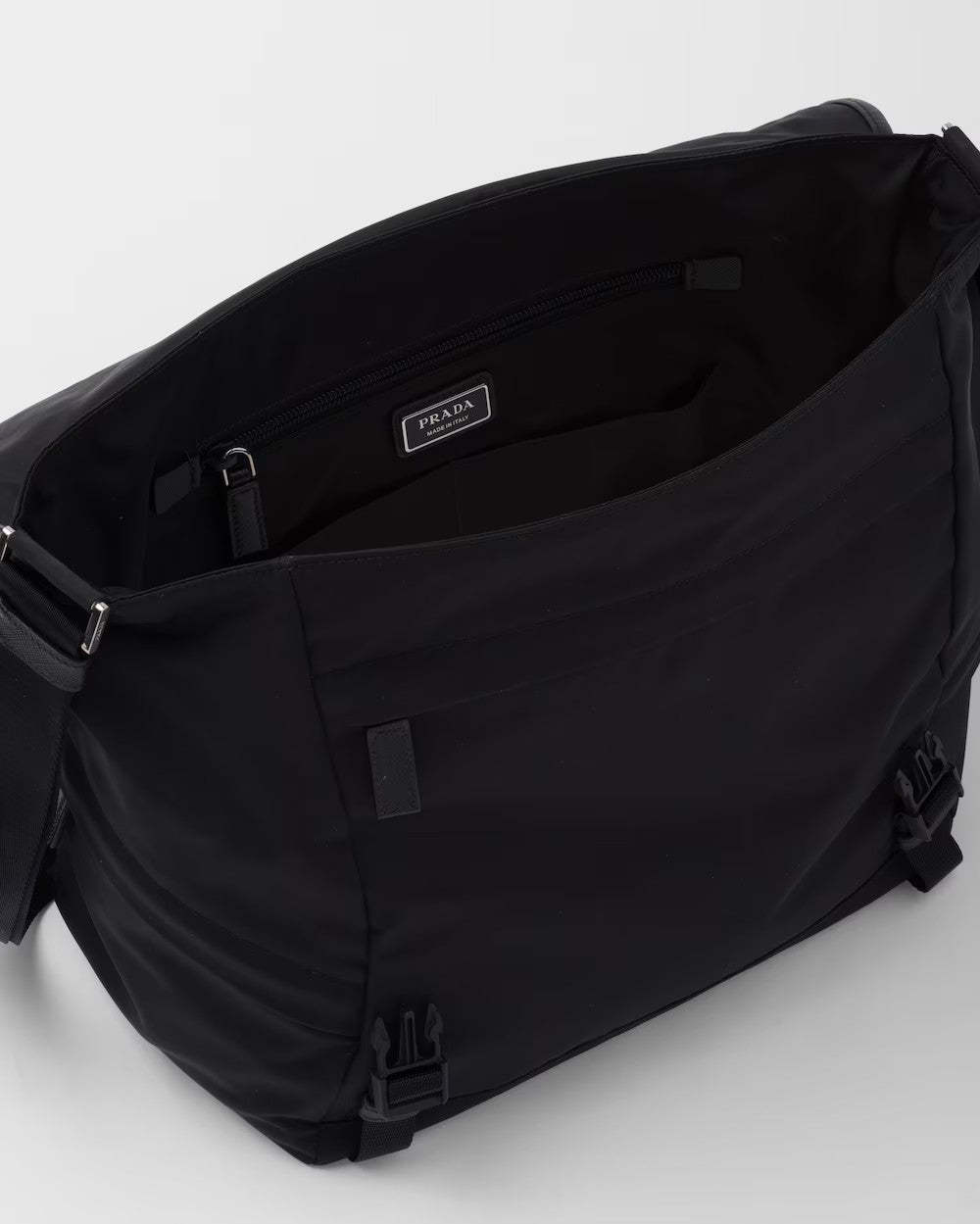 PRADA      Re-Nylon xサフィアーノレザー ショルダーバッグ    PMRef:2VD052_2DMG_F0002_V_OOH-最安値に挑戦中!!!