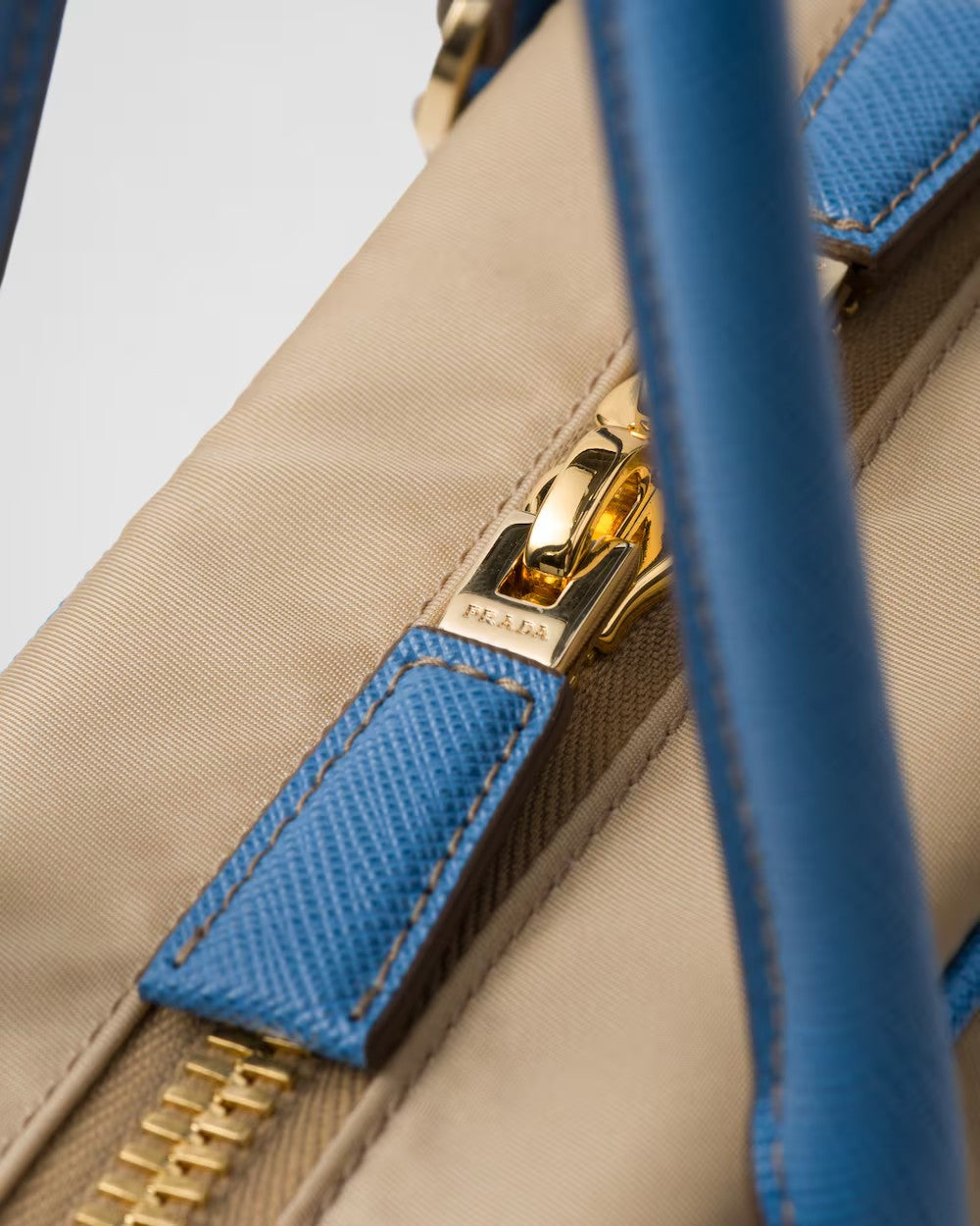 PRADA    プラダ Re-Edition 1978 Re-Nylon xサフィアーノレザー ミディアムダブルハンドルバッグ    PMRef:1BB115_R064_F03UJ_V_TOO-最安値に挑戦中!!!