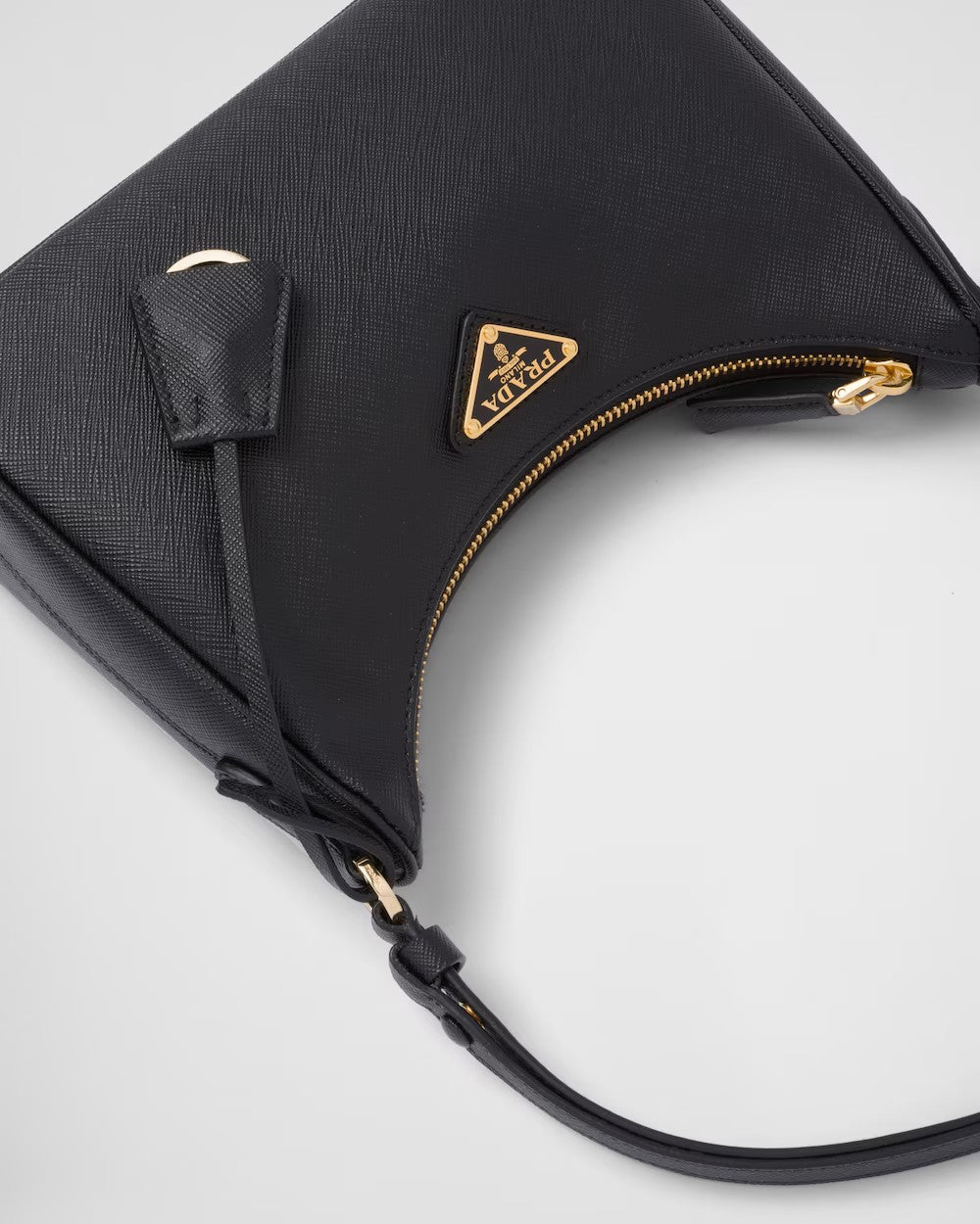 PRADA      サフィアーノレザー ミニバッグ    PMRef:1BC204_NZV_F0632_V_JOM-最安値に挑戦中!!!