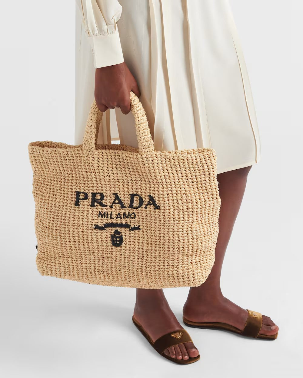 PRADA    クロシェ トートバッグ    PMRef:1BG392_2C2T_F0018_V_OOL-最安値に挑戦中!!!