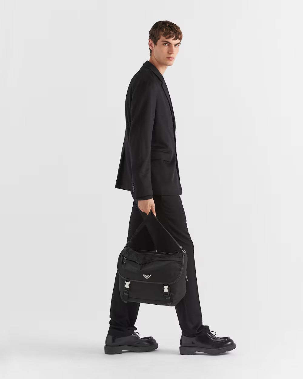 PRADA      Re-Nylon xサフィアーノレザー ショルダーバッグ    PMRef:2VD052_2DMG_F0002_V_OOH-最安値に挑戦中!!!