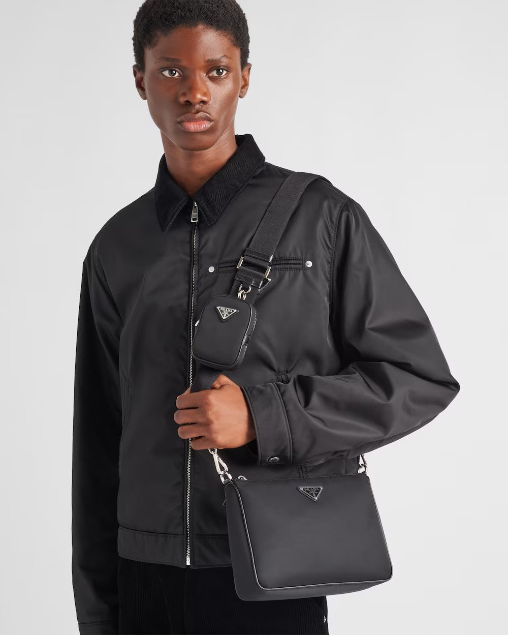 PRADA      Re-Nylon xサフィアーノレザー ショルダーバッグ    PMRef:2VH113_2DMH_F0002_V_XOP-最安値に挑戦中!!!