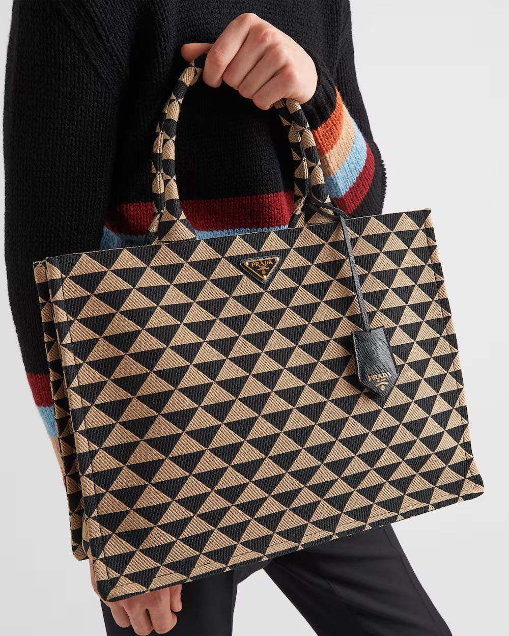 PRADA      プラダ シンボル エンブロイダリーファブリック トートバッグ    PMRef:2VG099_2FKL_F0Y30_V_OOO-最安値に挑戦中!!!