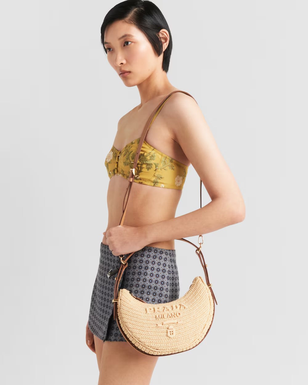 PRADA    プラダ アーケ クロシェ ショルダーバッグ    PMRef:1BC194_2M2T_F0018_V_OUO-最安値に挑戦中!!!