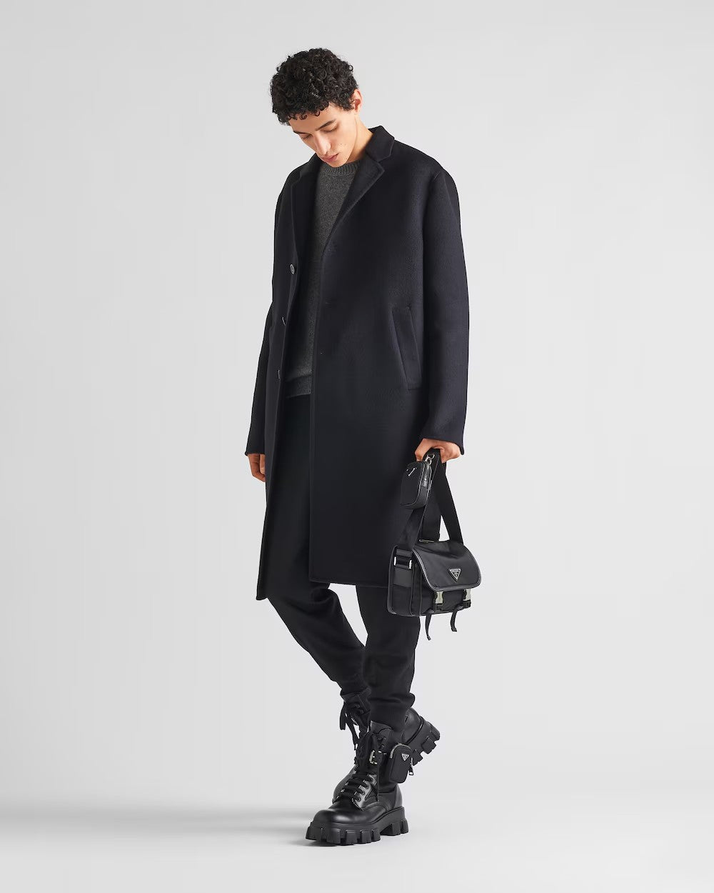 PRADA      Re-Nylon xサフィアーノレザー ショルダーバッグ    PMRef:2VD034_2DMH_F0002_V_XOP-最安値に挑戦中!!!