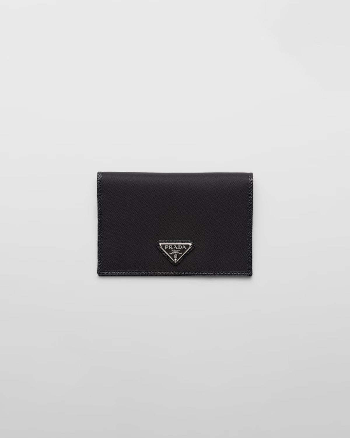 PRADA      Re-Nylon パスポートホルダー    PMRef:2MV017_2DMH_F0002-最安値に挑戦中!!!