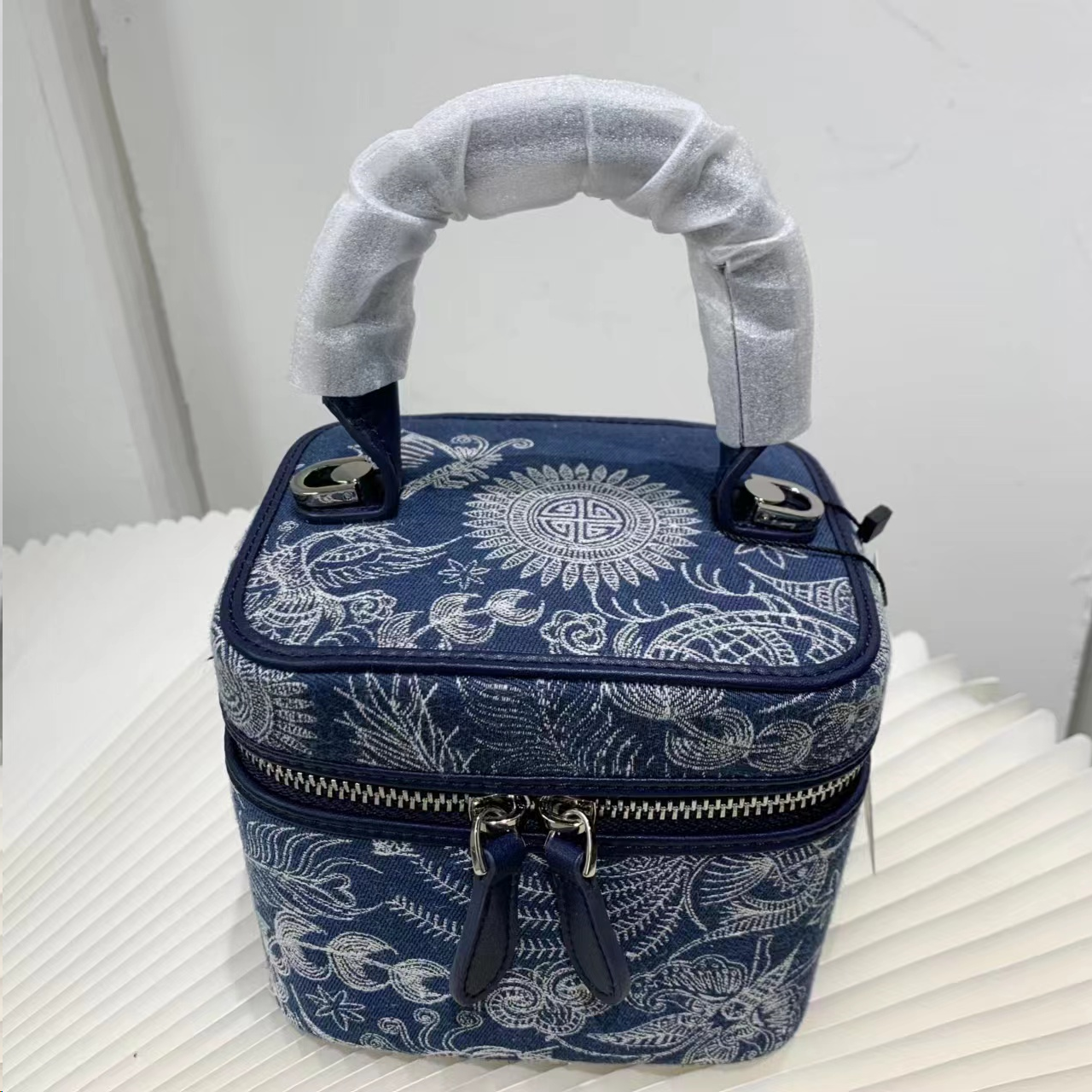 Guixiu Tie-dye Hand-held Small Square Bag, 14.5×12.5cm