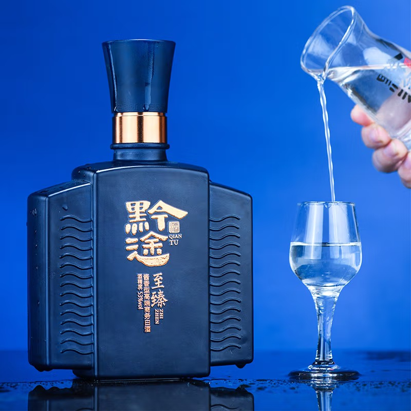 Qiantu 53%vol Baijiu 500ml