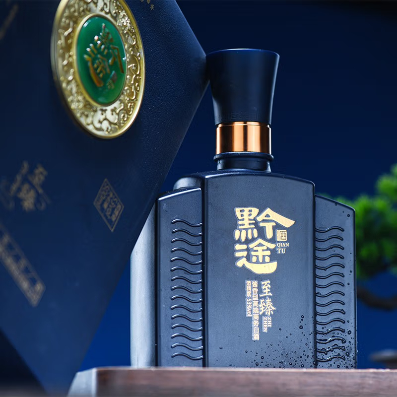 Qiantu 53%vol Baijiu 500ml