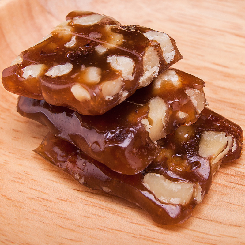 Minzi Rosa Roxburghii Prickly Pear and Walnut Soft Candy 40g