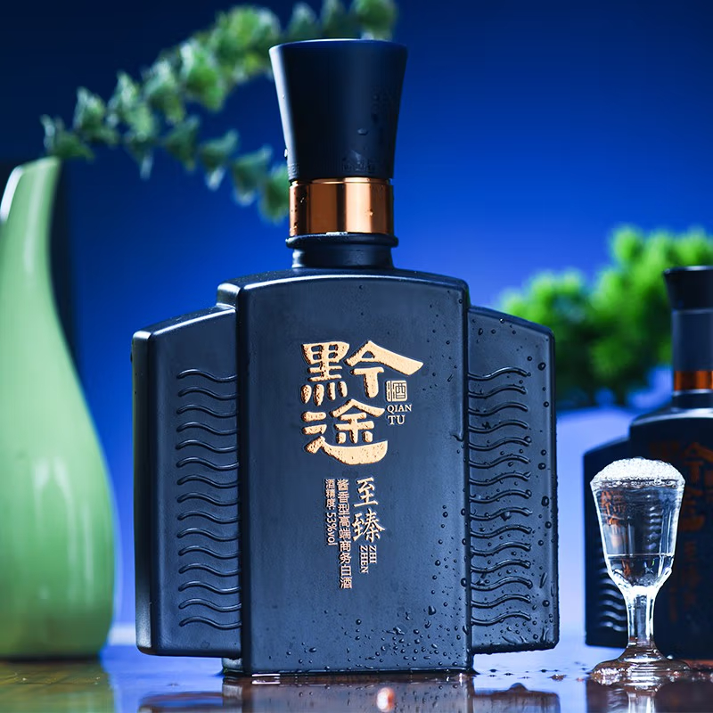 Qiantu 53%vol Baijiu 500ml