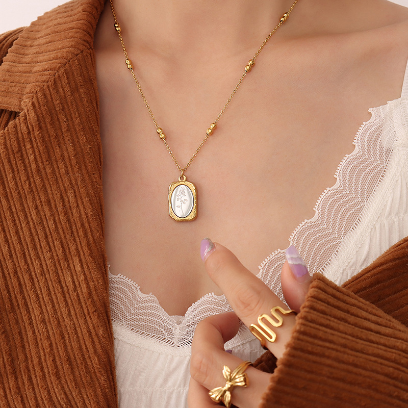 Rose Pattern Magic Mirror Pendant Necklace-Sor9ry