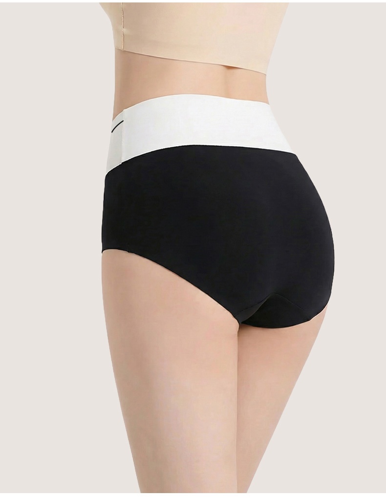 Model wearing black seamless panties back view VEIMIA