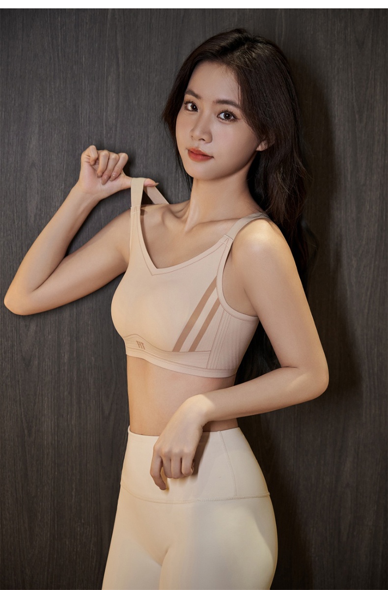 Skin Color Wireless Breast Minimizing Bra Seamless Ultra Comfortable Stable Support Model Showcase VEIMIA
