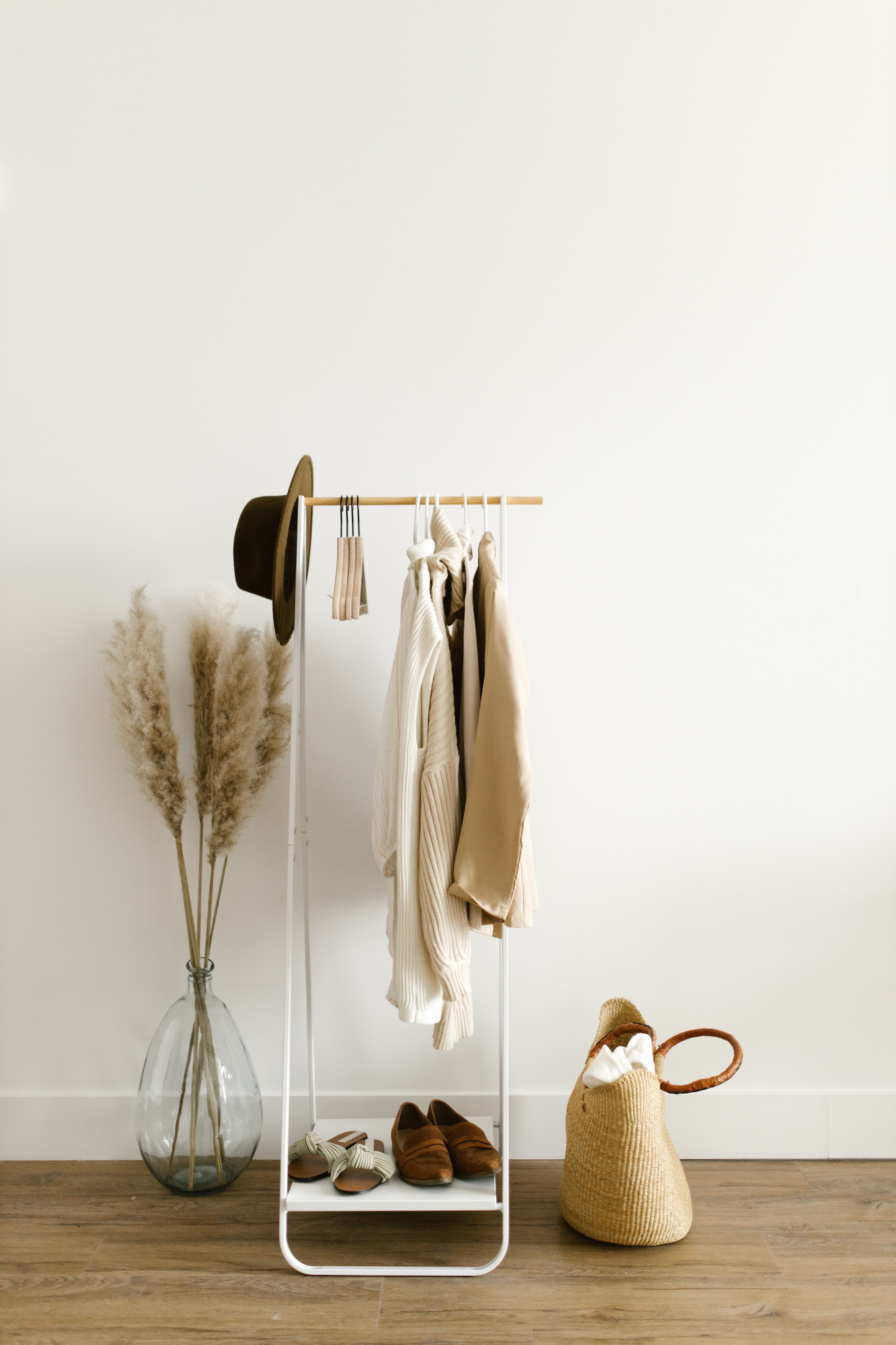 VEIMIA neutral wardrobe illustrating clothing choices with a mastectomy breast form