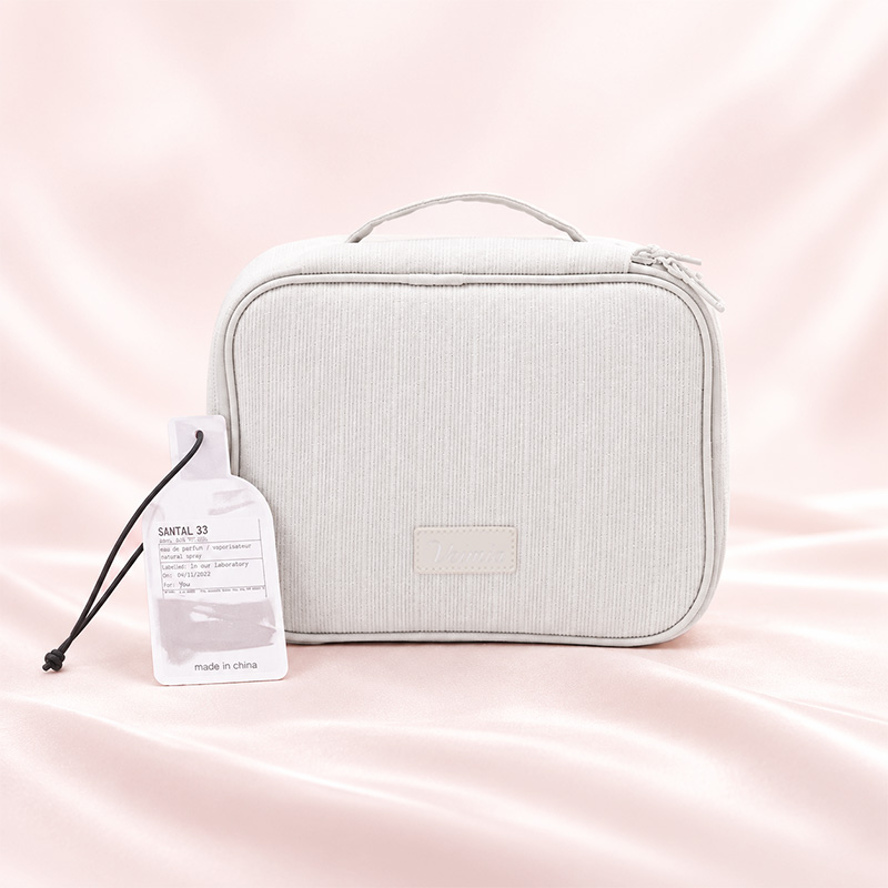 VEIMIA 6th Anniversary Celebration Sale Gifts (2 Items)- Fragrance Card & Cosmetic Bag