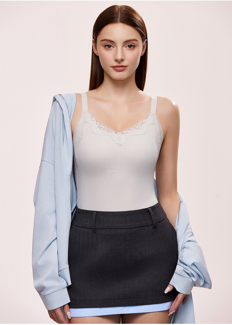 Bra-free Camisole With Elegant Lace Design, Seamless Support & Flattering ​​Lifts​​ For Natural ​​Shapes​​ VEIMIA