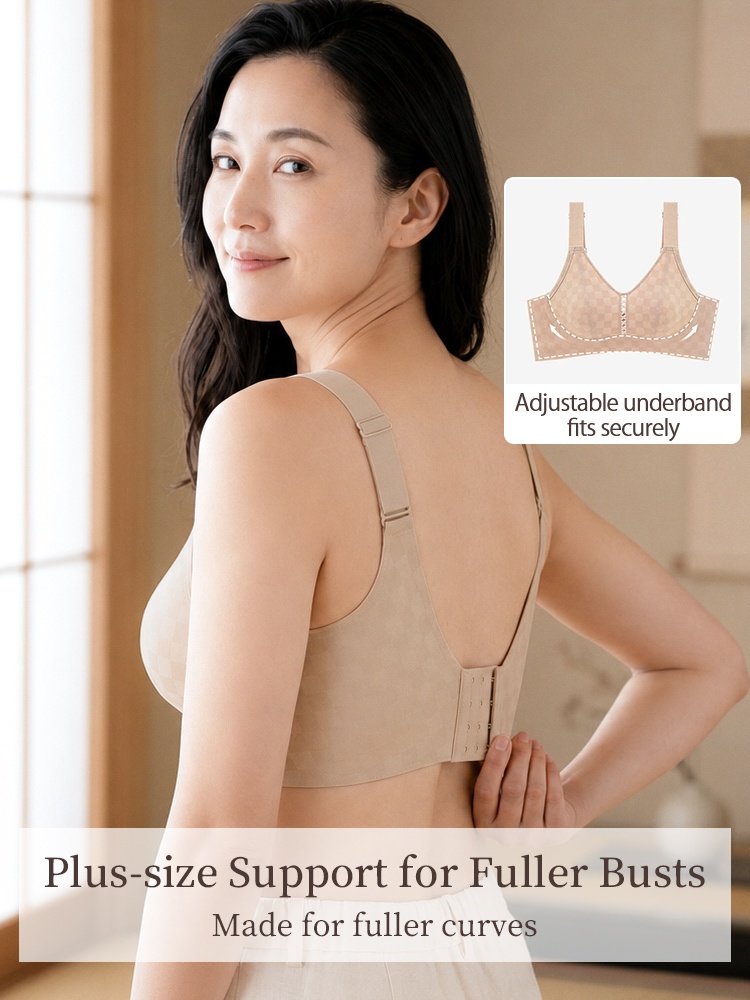 Model wearing sand minimizer bra back view with adjustable underband VEIMIA