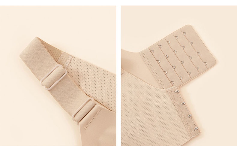 Close-up of adjustable shoulder straps and four-row hook closure on sand bra VEIMIA
