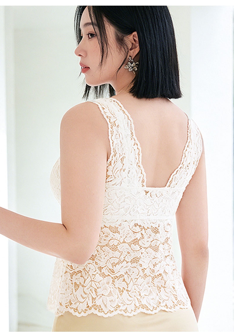 Back view of white lace tank top with wide lace straps VEIMIA