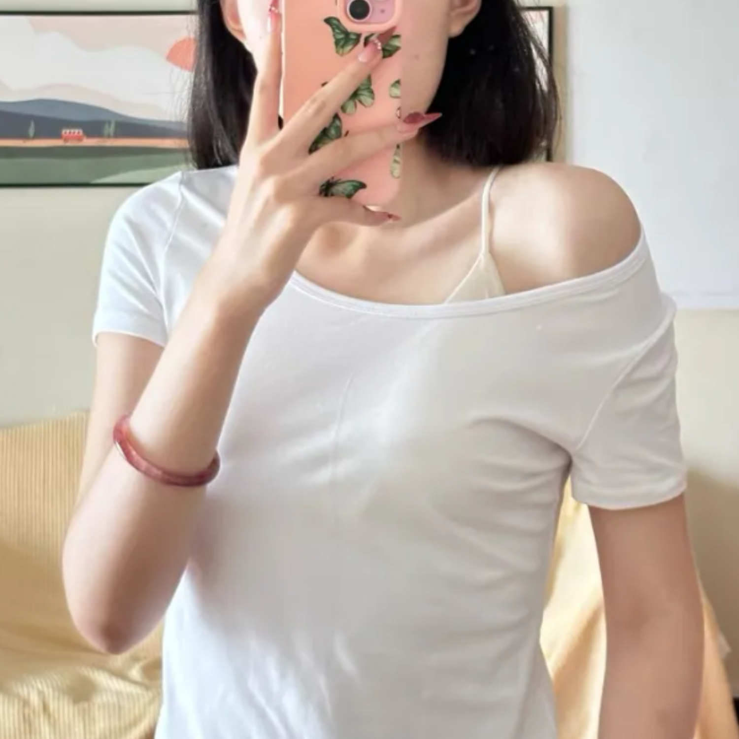 VEIMIA customer gallery photo showing casual everyday styling with a comfortable bra and white top