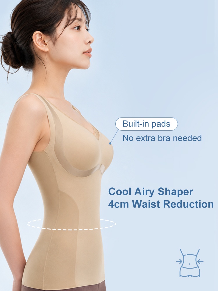 Model side view wearing sand shaping top with built in pads VEIMIA