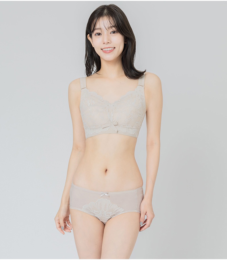 Cute Ultra Thin Lace Panties Model Showcase Veimia