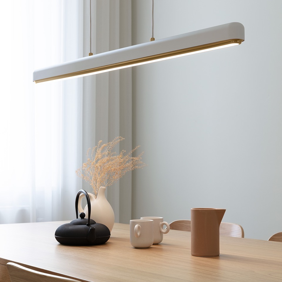 Umage Hazel Branch 吊燈 (White/Brass & Black/Brass)
