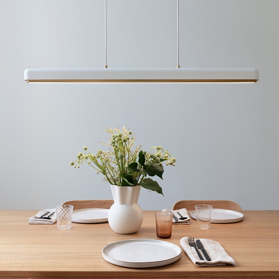 Umage Hazel Branch 吊燈 (White/Brass & Black/Brass)