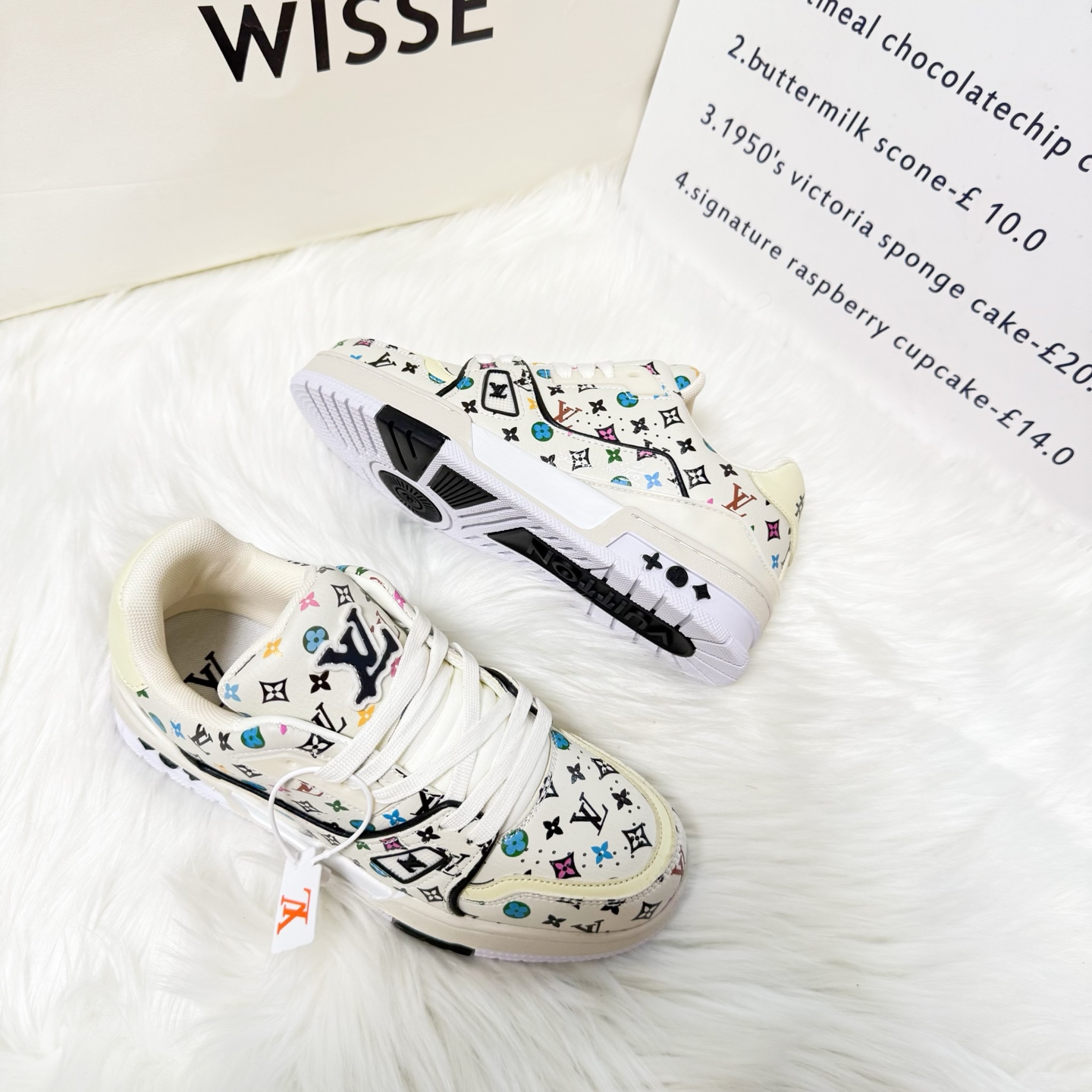 LV × TM LV トレイナー スニーカー