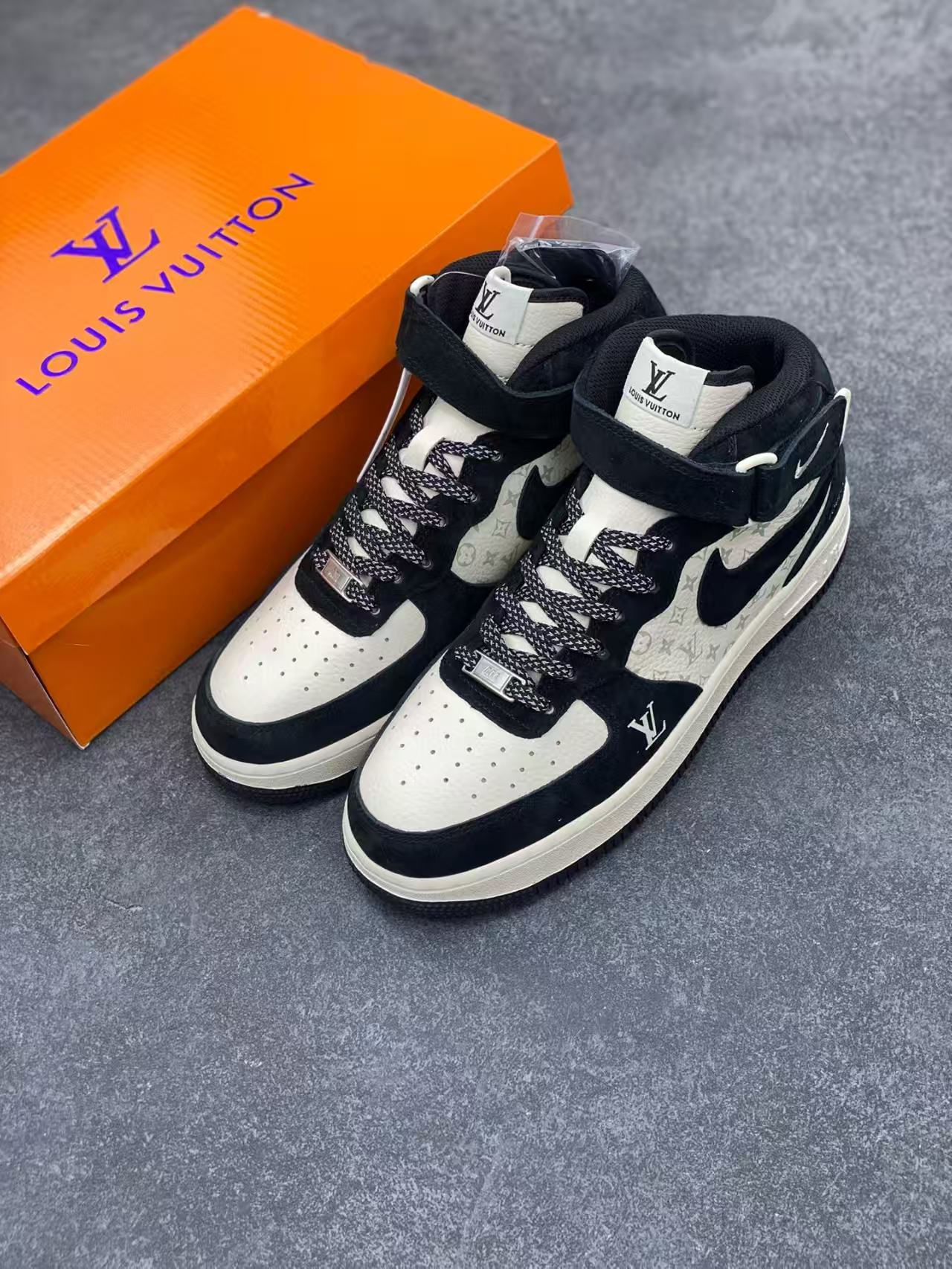 ルイ・ヴィトン ロー ×ナイキ 連名スニーカー