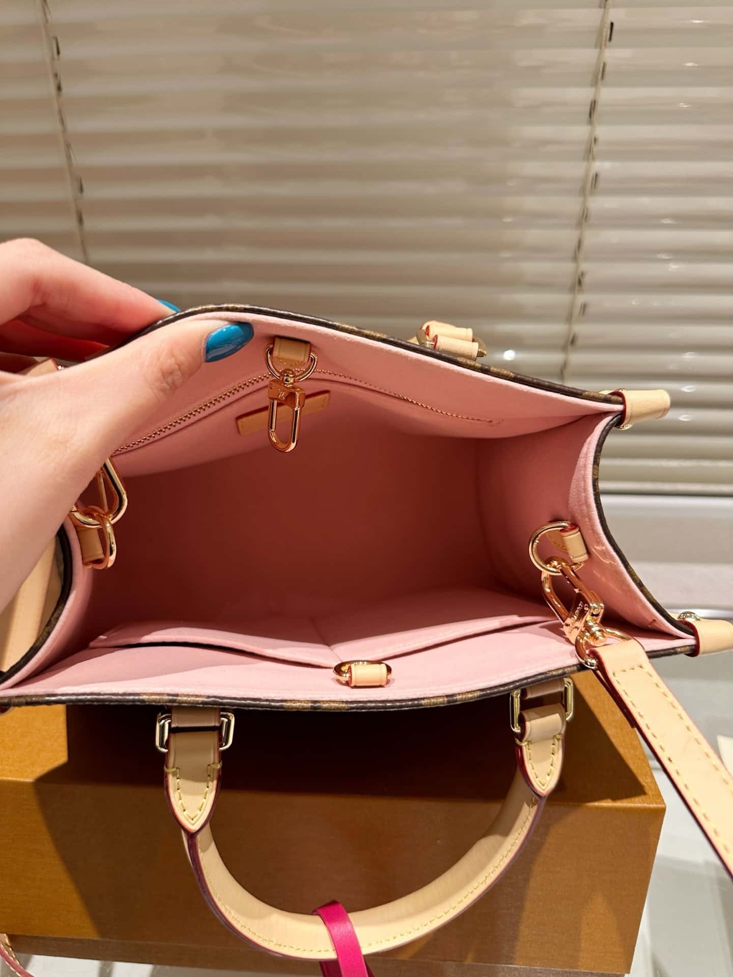 桜限定LV × TM オンザゴー PM M13269