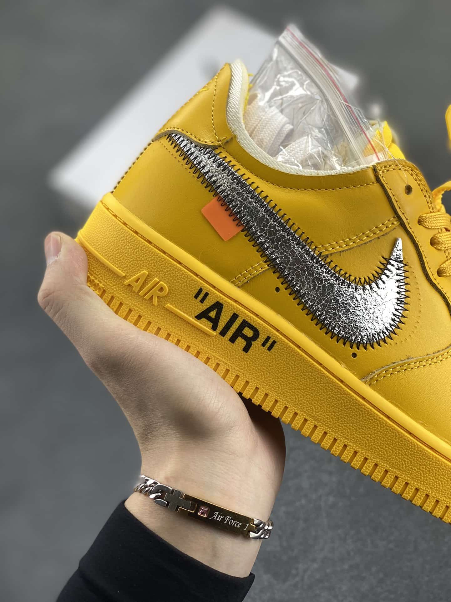 ルイ・ヴィトン ロー ×ナイキ AIR FORCE 1 ‍ 連名スニーカー