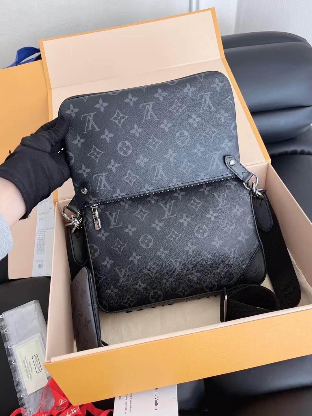 LVトリオ･メッセンジャー クロス ボディ バッグ、クラッチ バッグ、小銭入れ 3つ1セットM69443