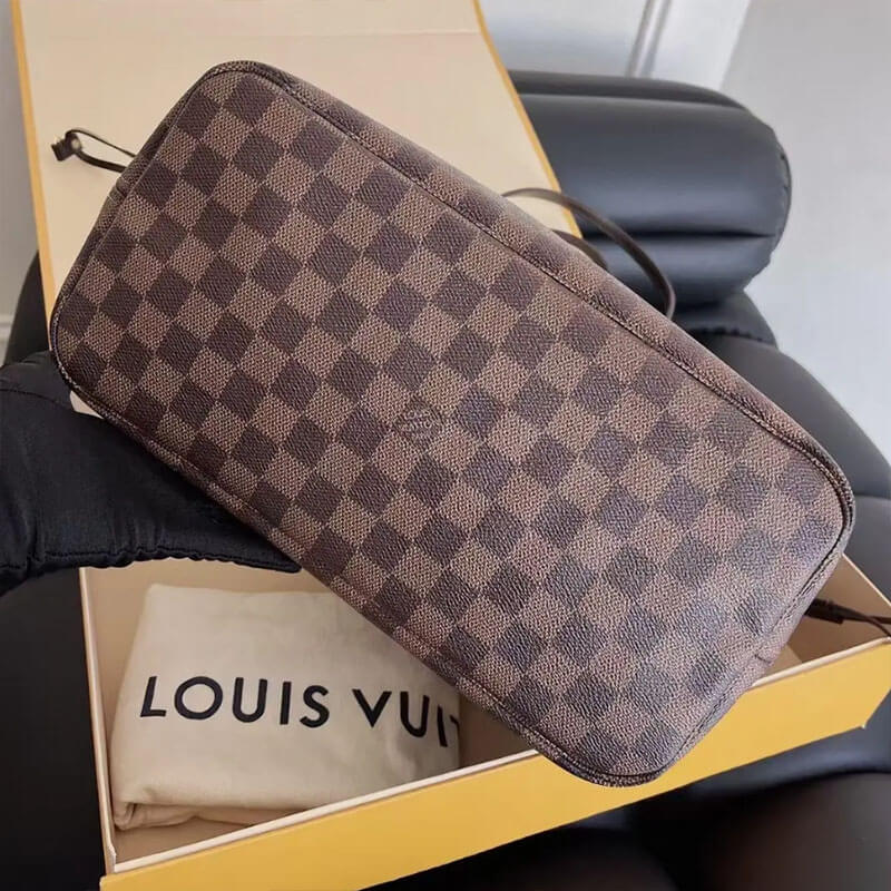 人気【Louis Vuitton】ネヴァーフル PM ダミエ・エベヌトート バッグN40600