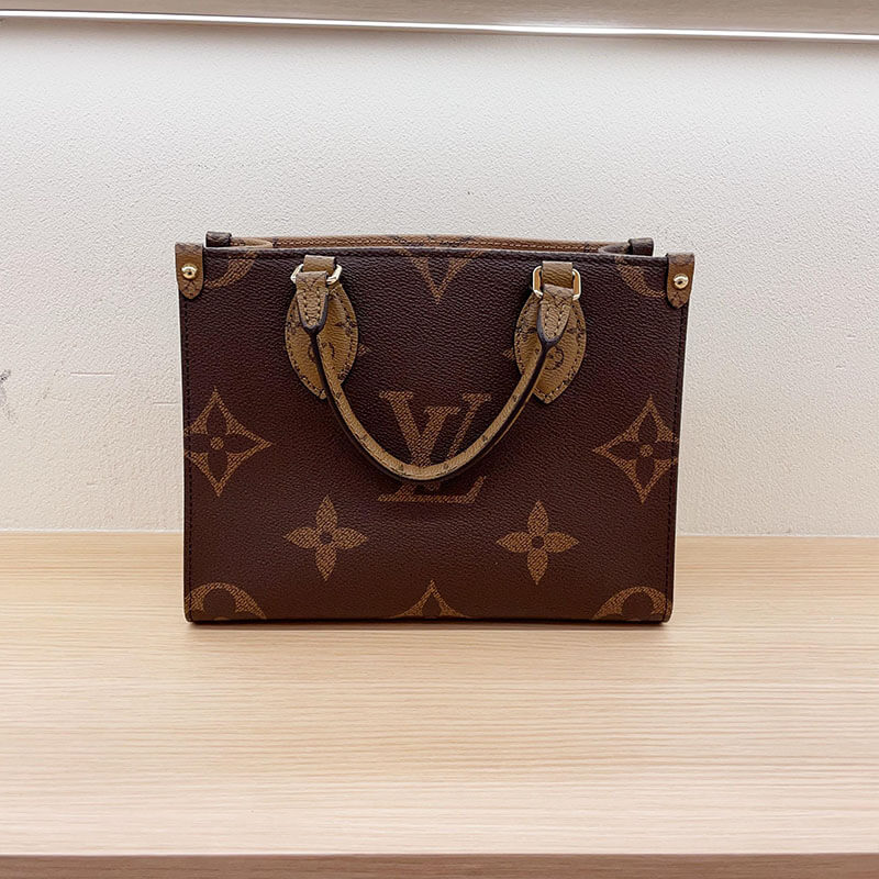 Louis Vuitton　(ルイヴィトン)　オンザゴー PM M46373