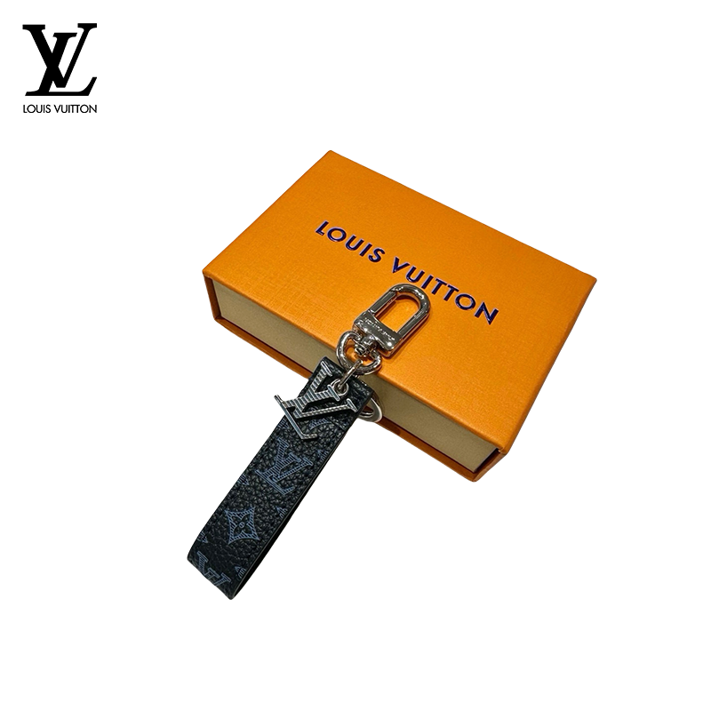 LV シャドウ ドラゴン バッグチャームとキーチェーン