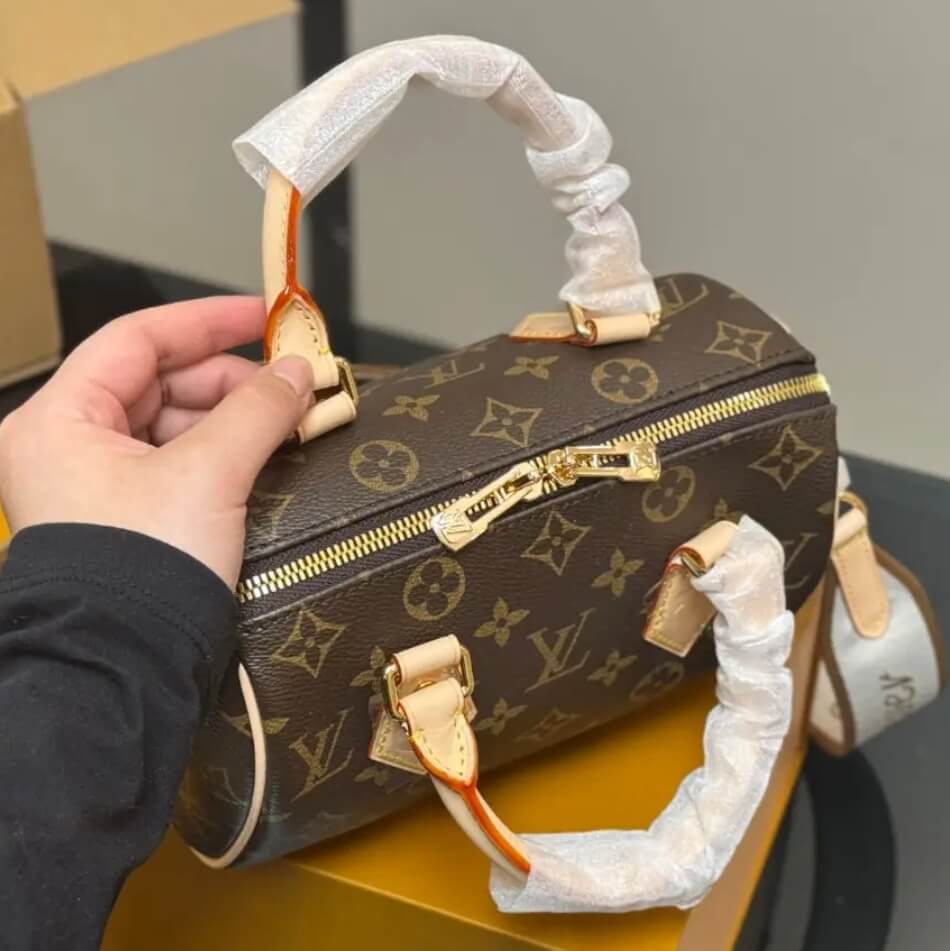 ヴィトンモノグラムバッグ  LV スピーディ･バンドリエール 20 M46222