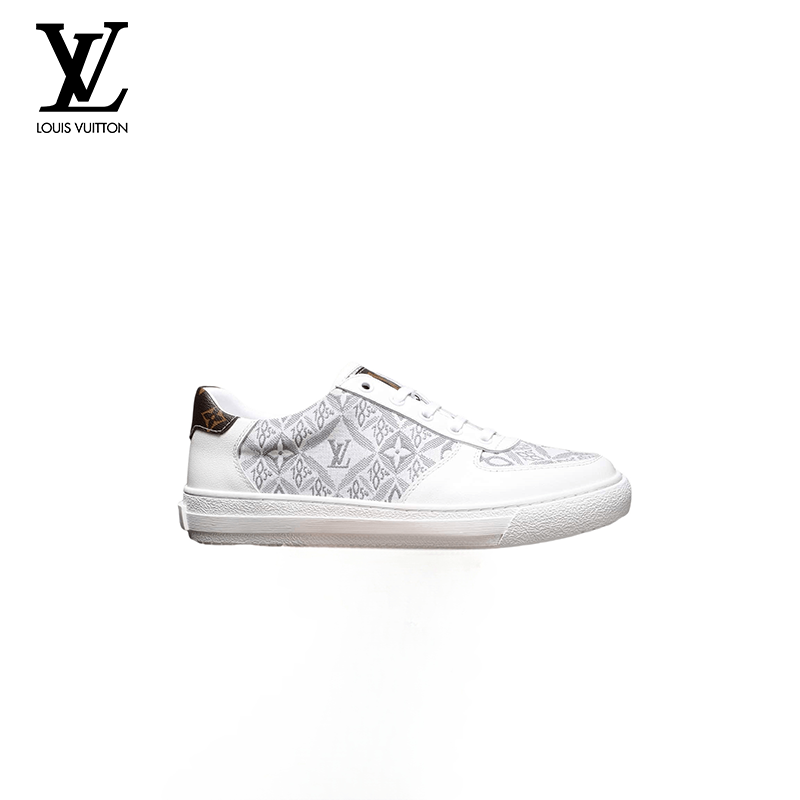 LV トレーナー スニーカー