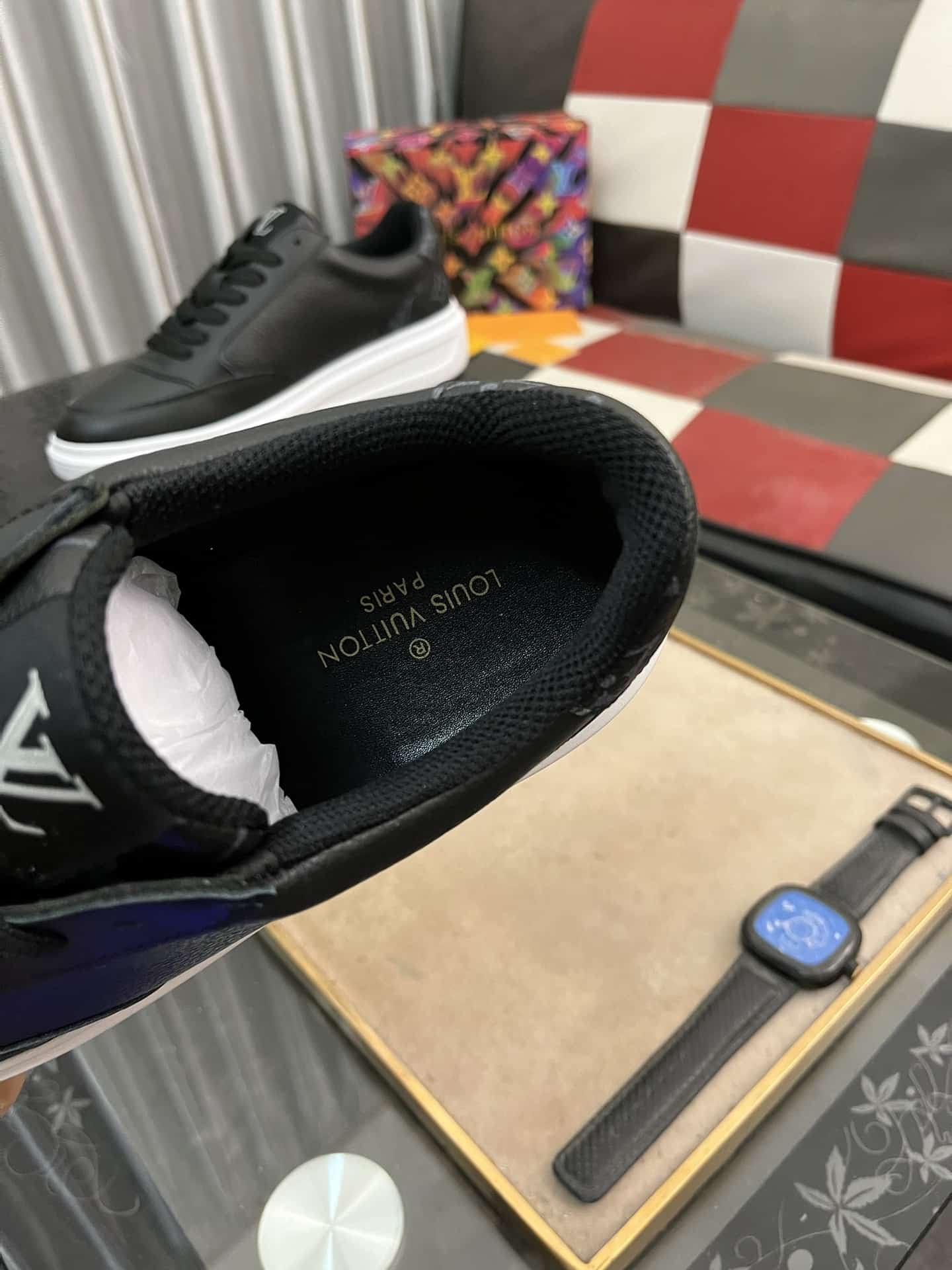 LV トレーナー スニーカー