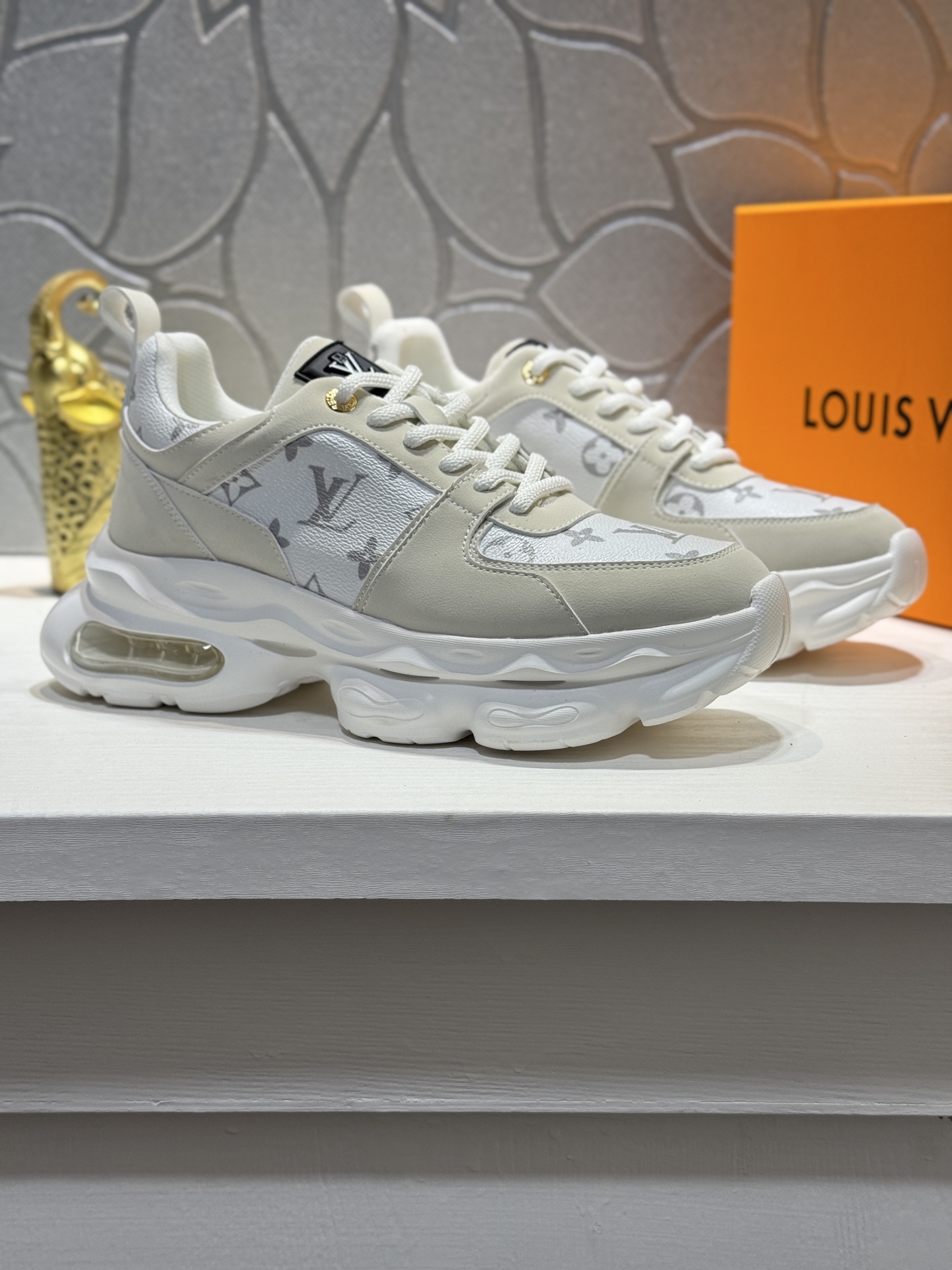 ビバリーヒルズ･ライン スニーカー